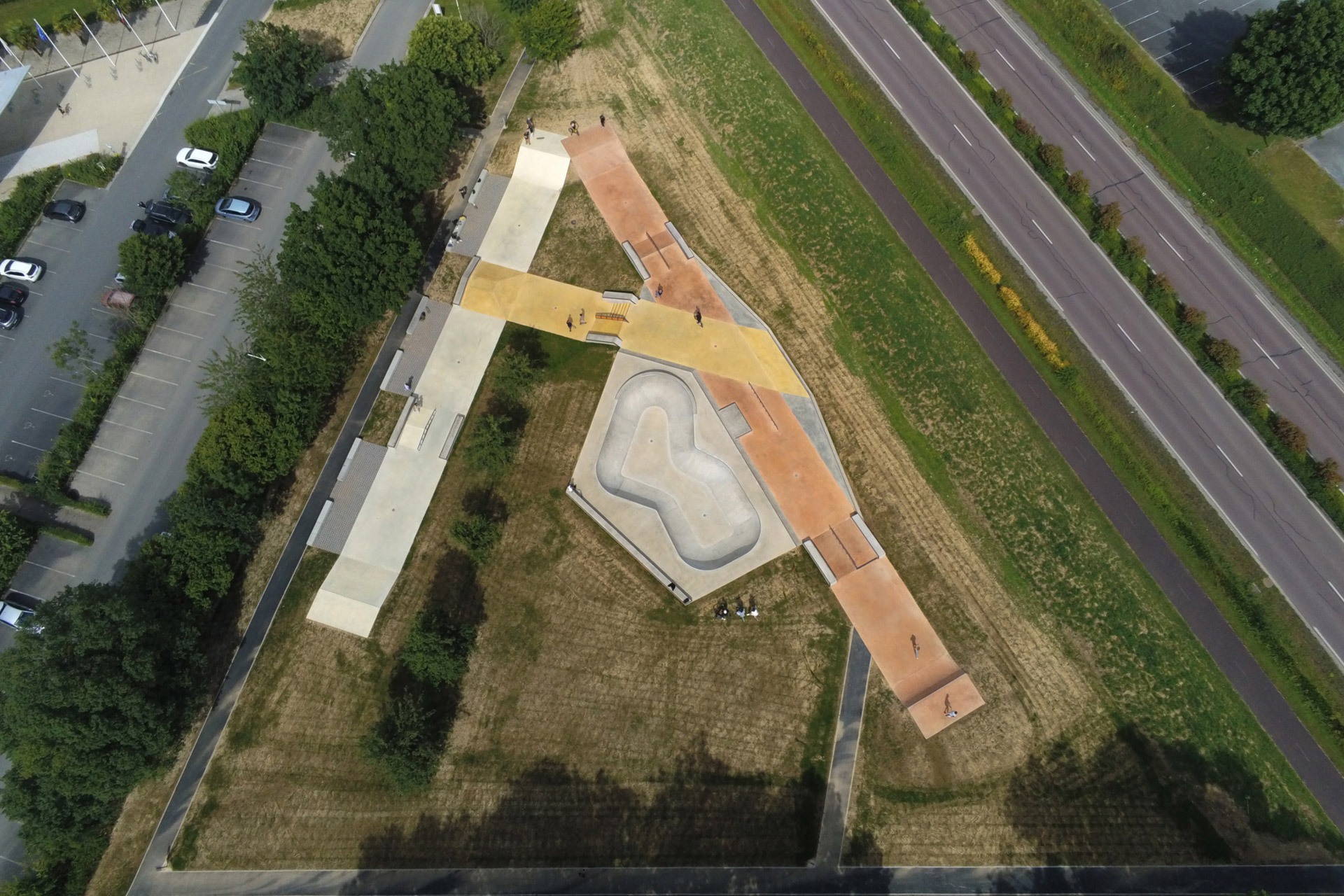 Espace Glisse Skatepark Saint Lô Skate Spot 4/5