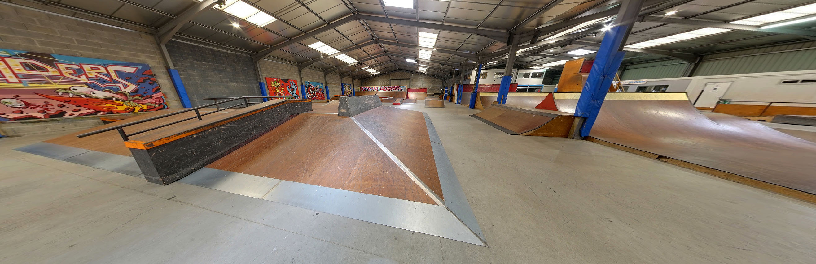 Le Hangar Indoor Nantes Skate Spot 5/5