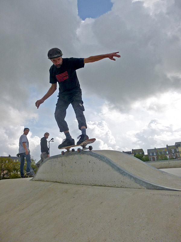 Square du Souvenir Skatepark Mers les Bains Skate Spot 5/5