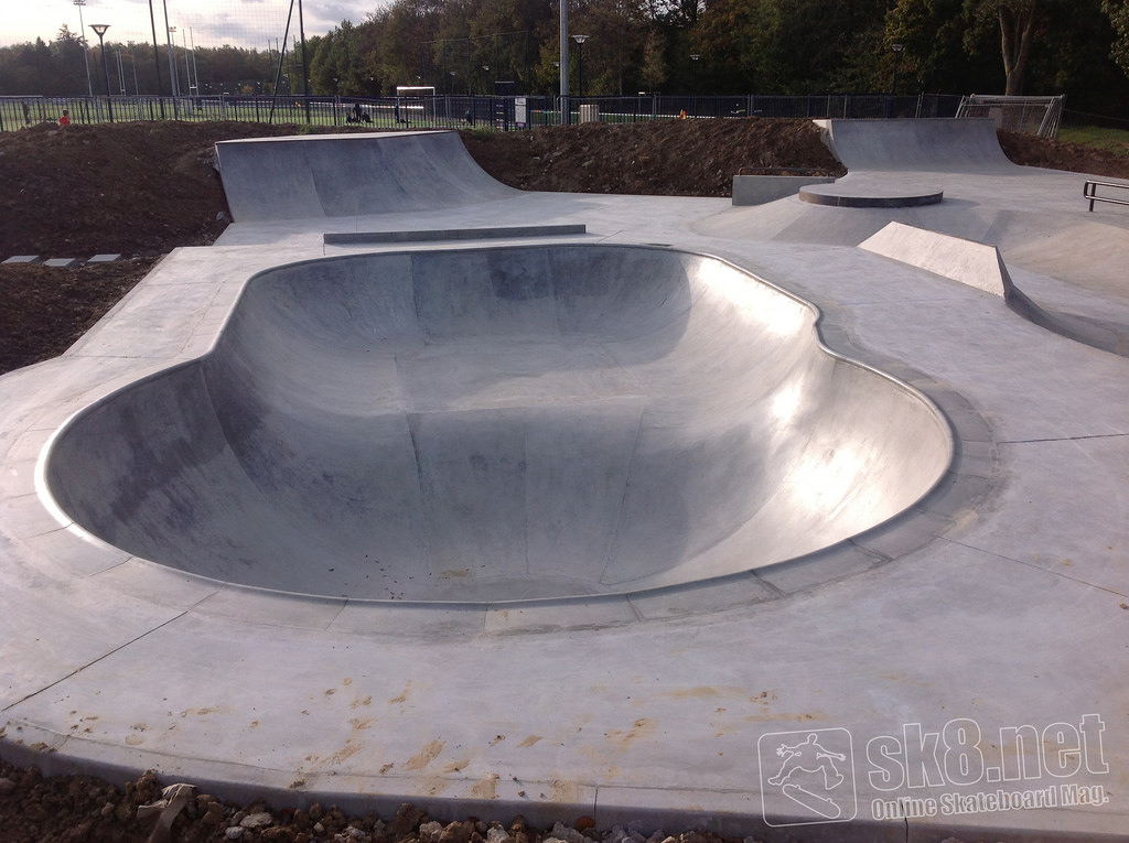 La Plaine Skatepark Clamart Skate Spot 3/5