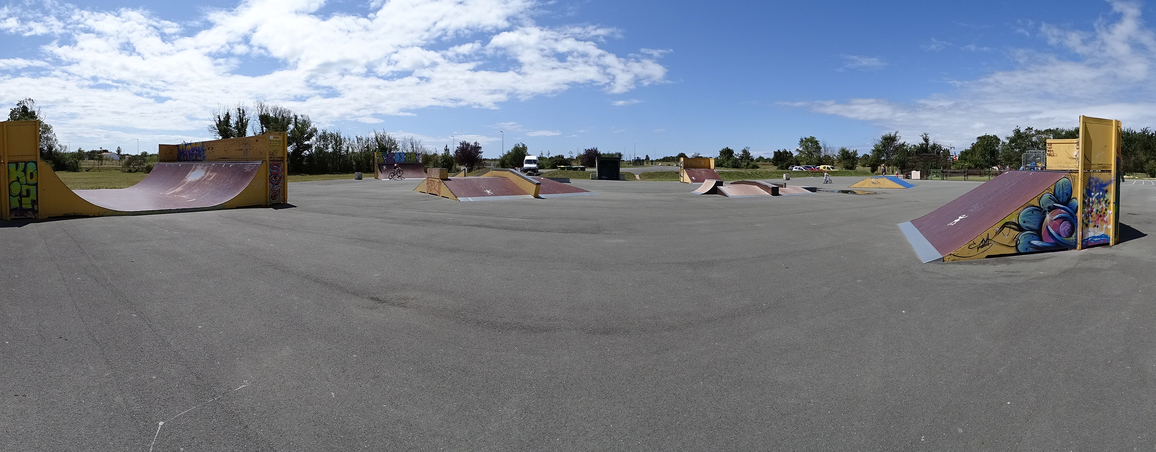 Luna Park Skatepark Saint Georges d' Oléron Skate Spot 3/5