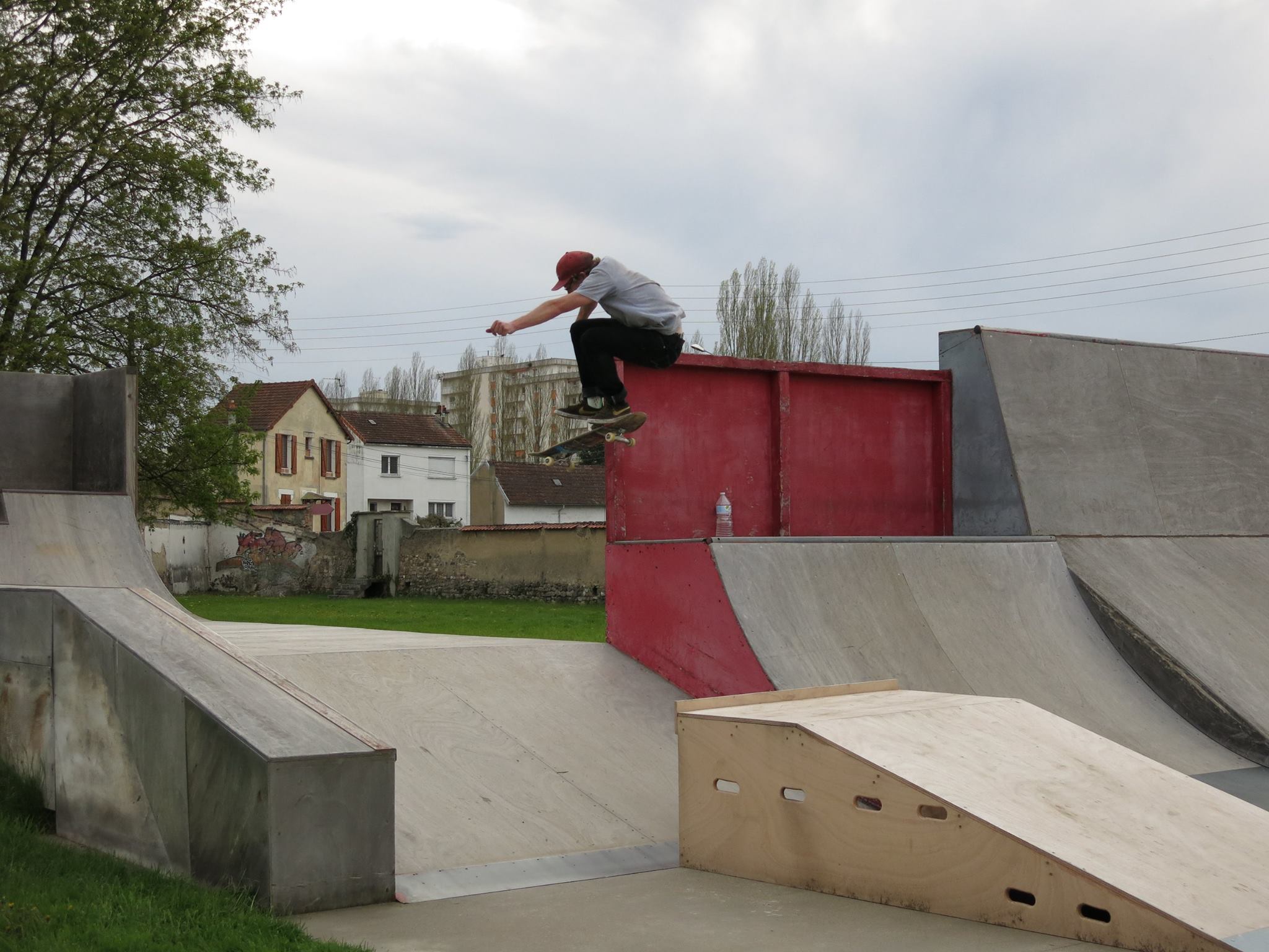 Bellerive Do It Yourself Bellerive sur Allier Skate Spot 3/5