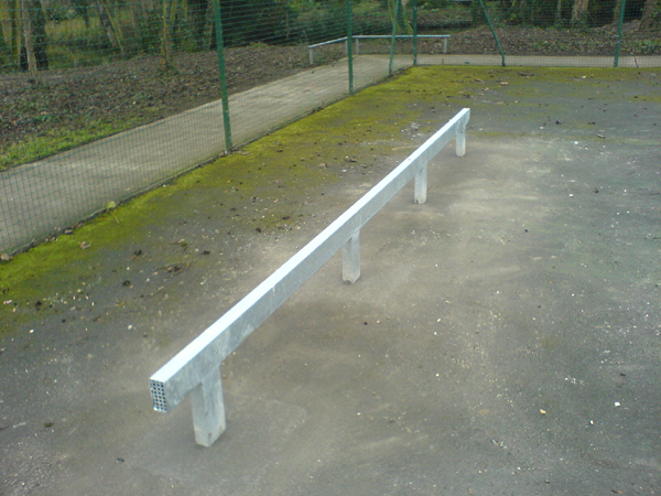 Parc Saint Pierre Do It Yourself Amiens Skate Spot 3/5