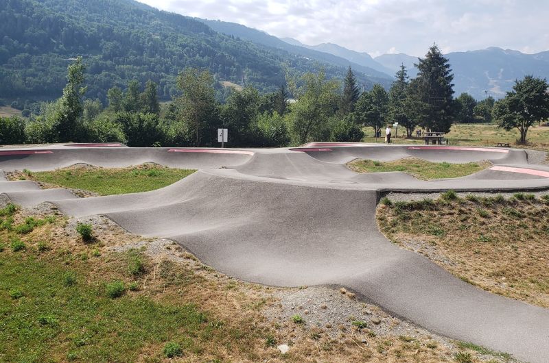 La Gare Skatepark Bourg Saint Maurice Skate Spot 4/5