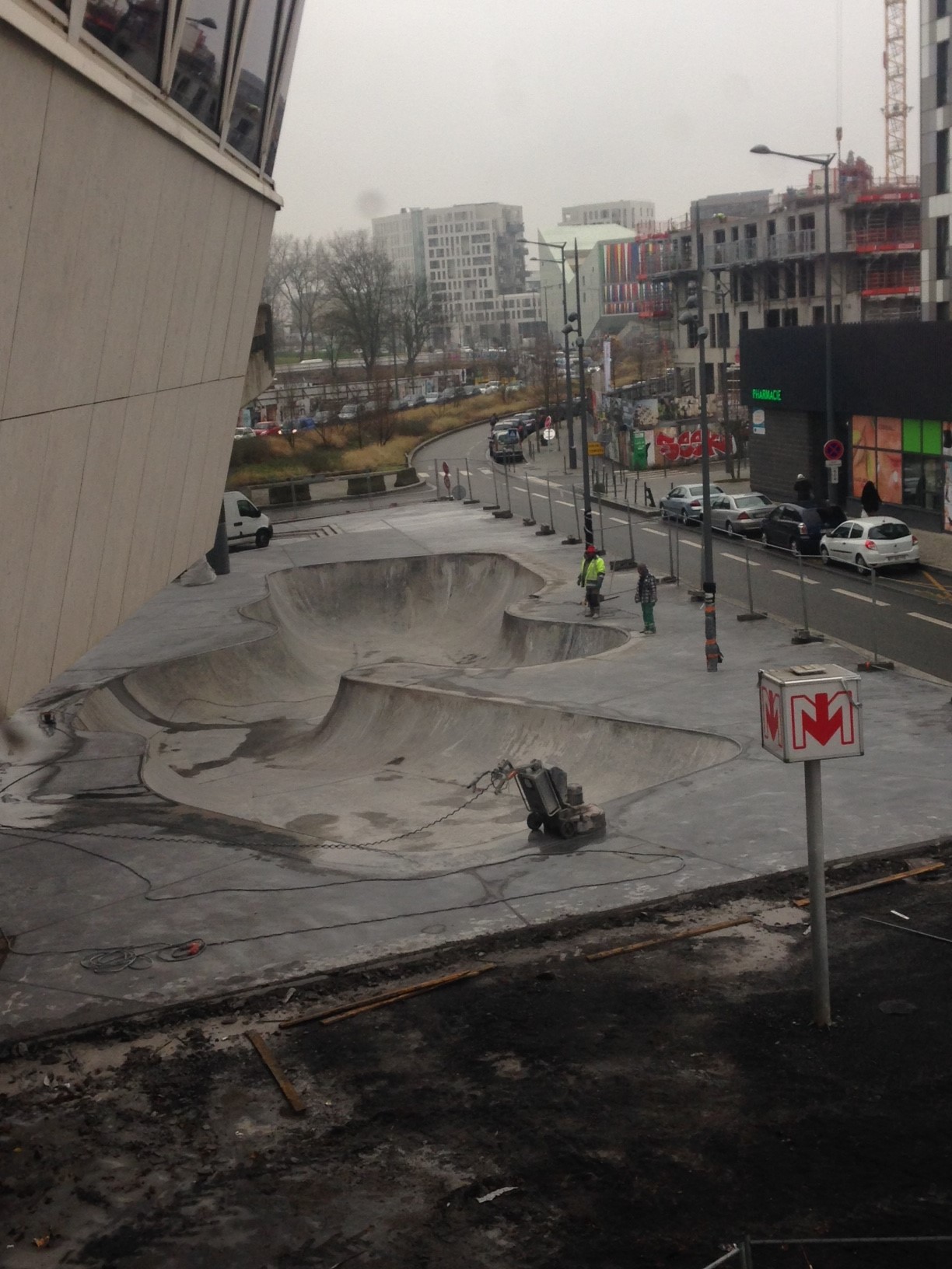 Porte de Valenciennes Bowl Lille Skate Spot 4/5