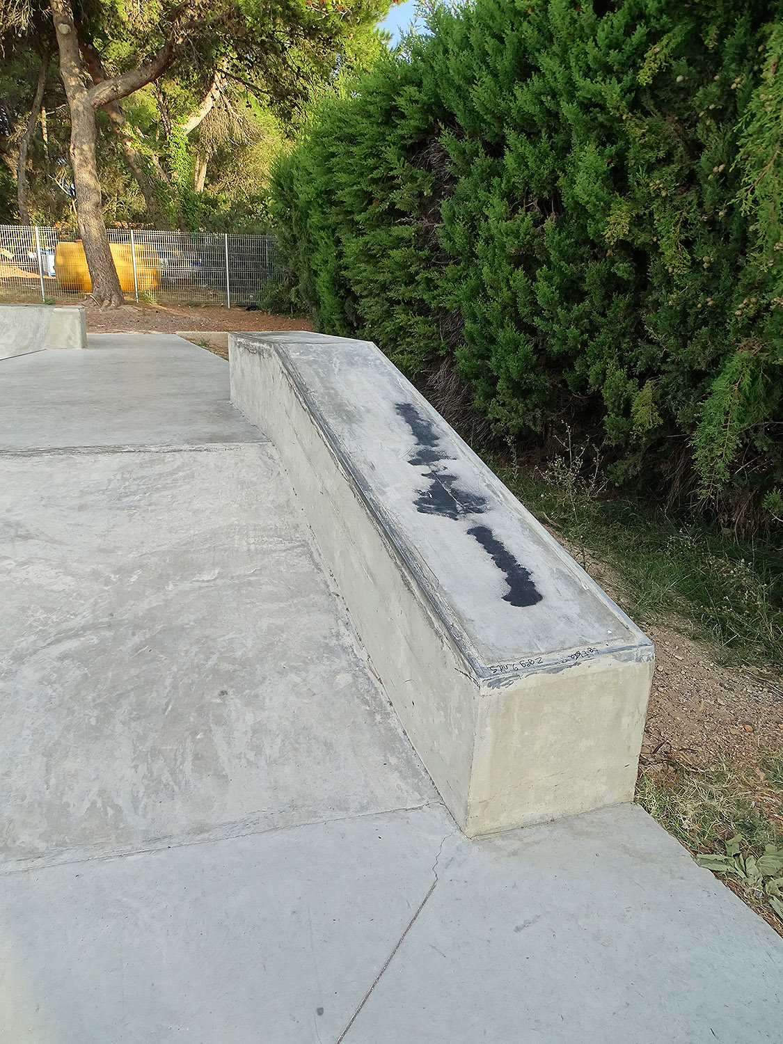 Jardin Antique Skatepark Balaruc les Bains Skate Spot 3/5