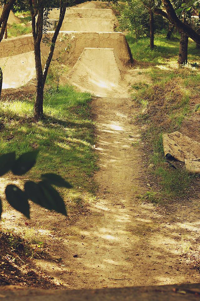 Bmx Plosion Dirt Bressuire Skate Spot 4/5