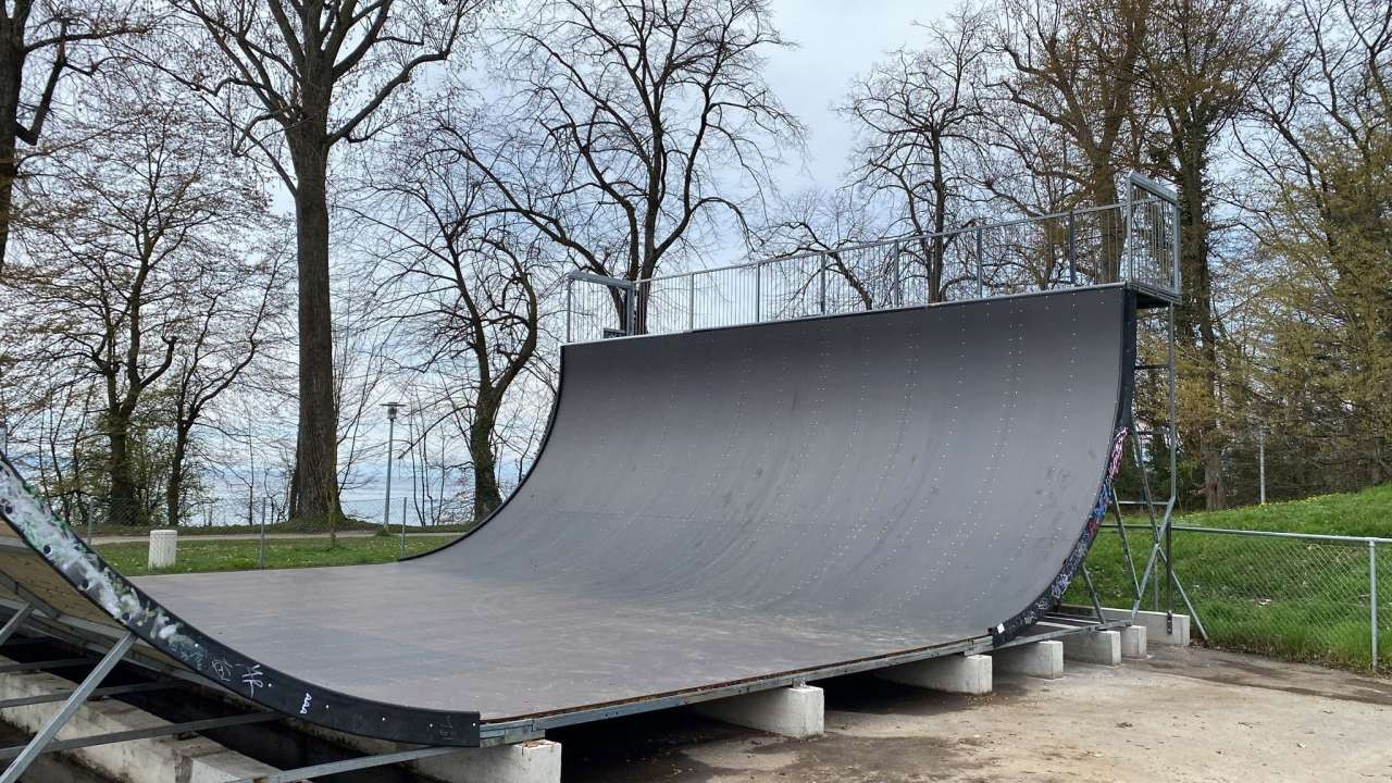 Vidy Bowl Lausanne Skate Spot 4/5
