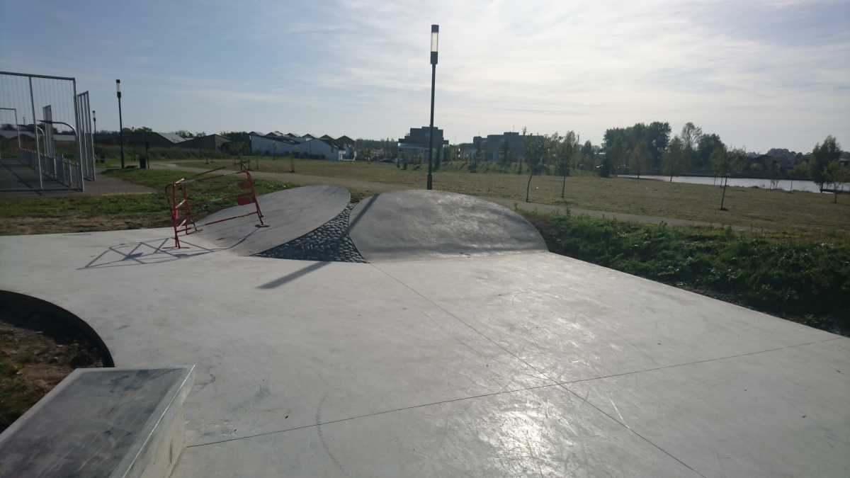 La Minais Skatepark Sainte Luce sur Loire Skate Spot 4/5
