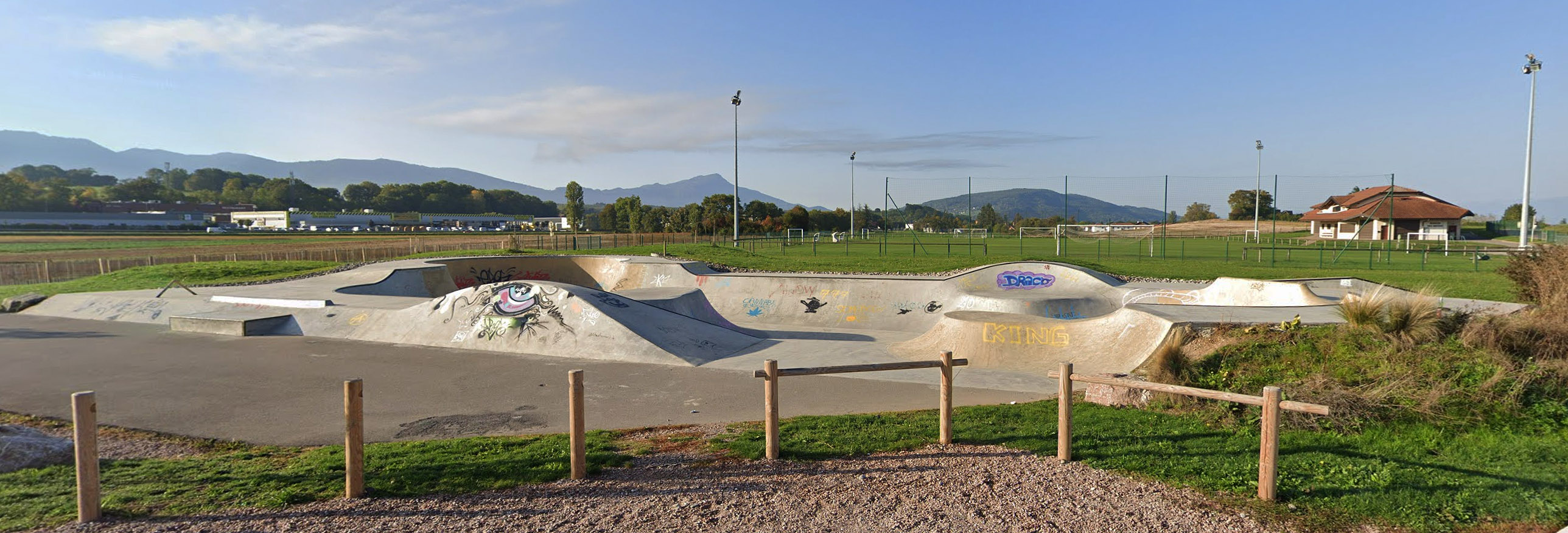 Les Esserts Bowl Anthy sur Léman Skate Spot 4/5