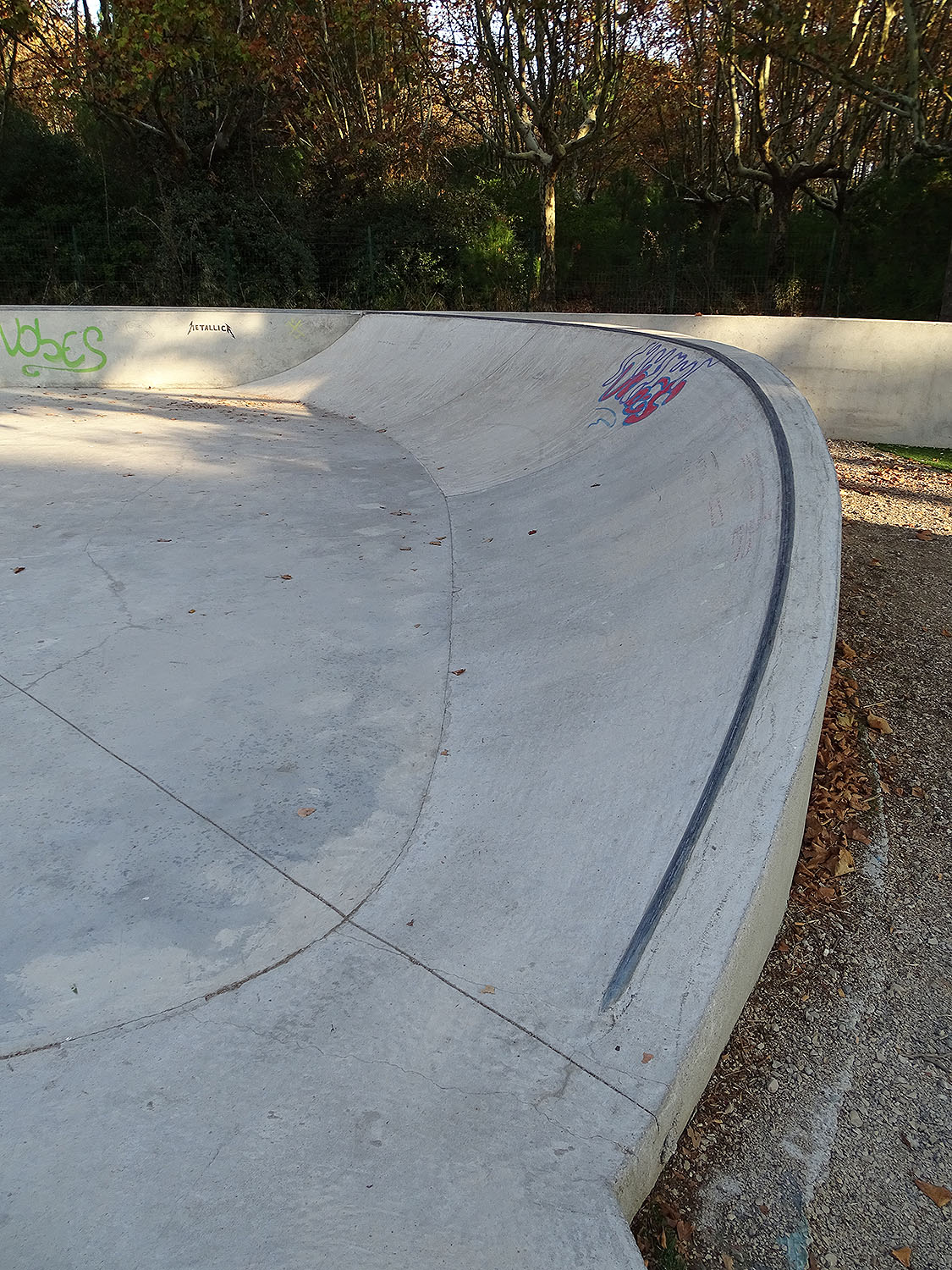 Parc des Sports Skatepark La Grande Motte Skate Spot 3/5