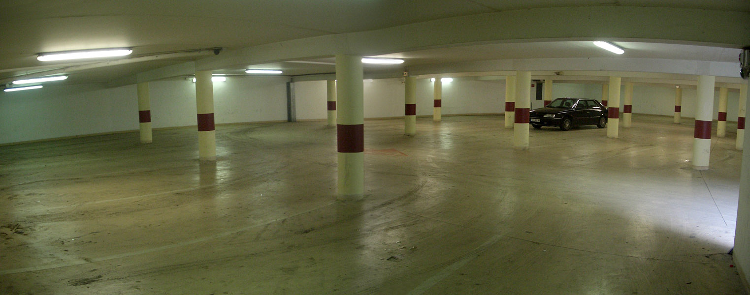 Église St Jean Spot Street Le Loroux Bottereau Skate Spot 3/5