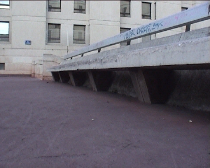 Frantour Spot Street Montpellier Skate Spot 4/5