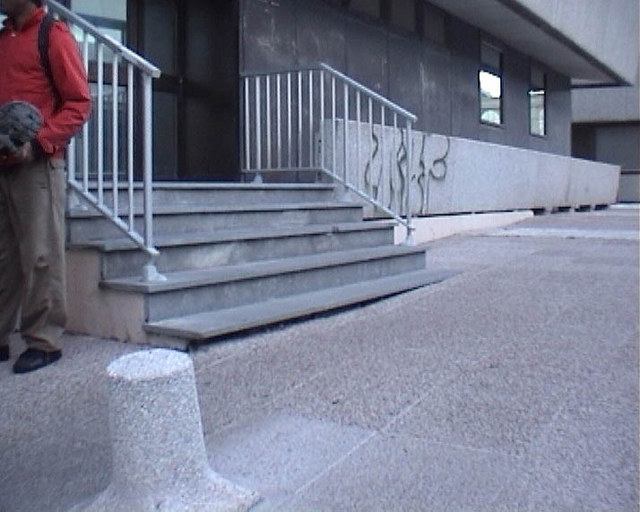 Trésor Public Spot Street Montpellier Skate Spot 3/5