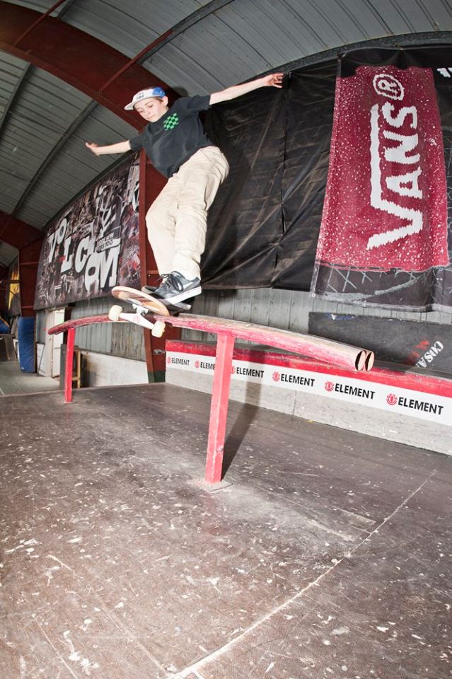 Cosanostra Indoor Chelles Skate Spot 5/5