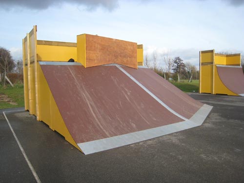 Capitainerie Skatepark Draveil Skate Spot 3/5