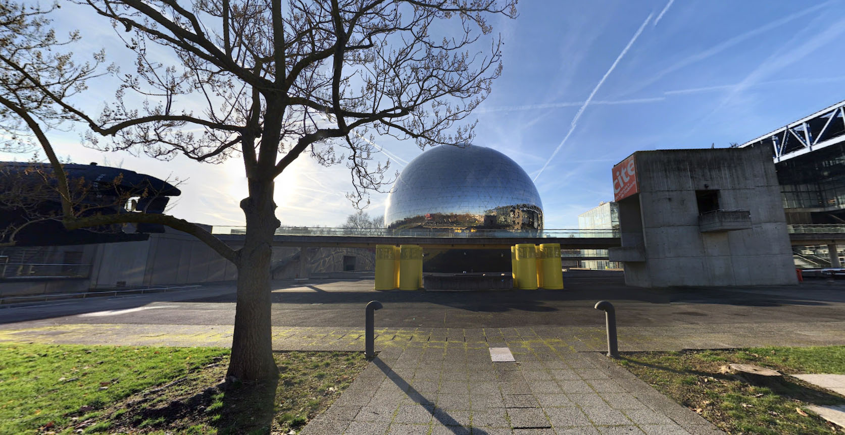 La Geode de la Villette Spot Street Paris Skate Spot 3/5