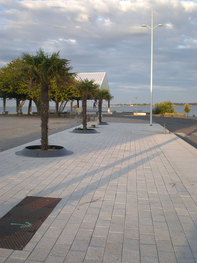 Le Port Spot Street Saint Nazaire Skate Spot 4/5
