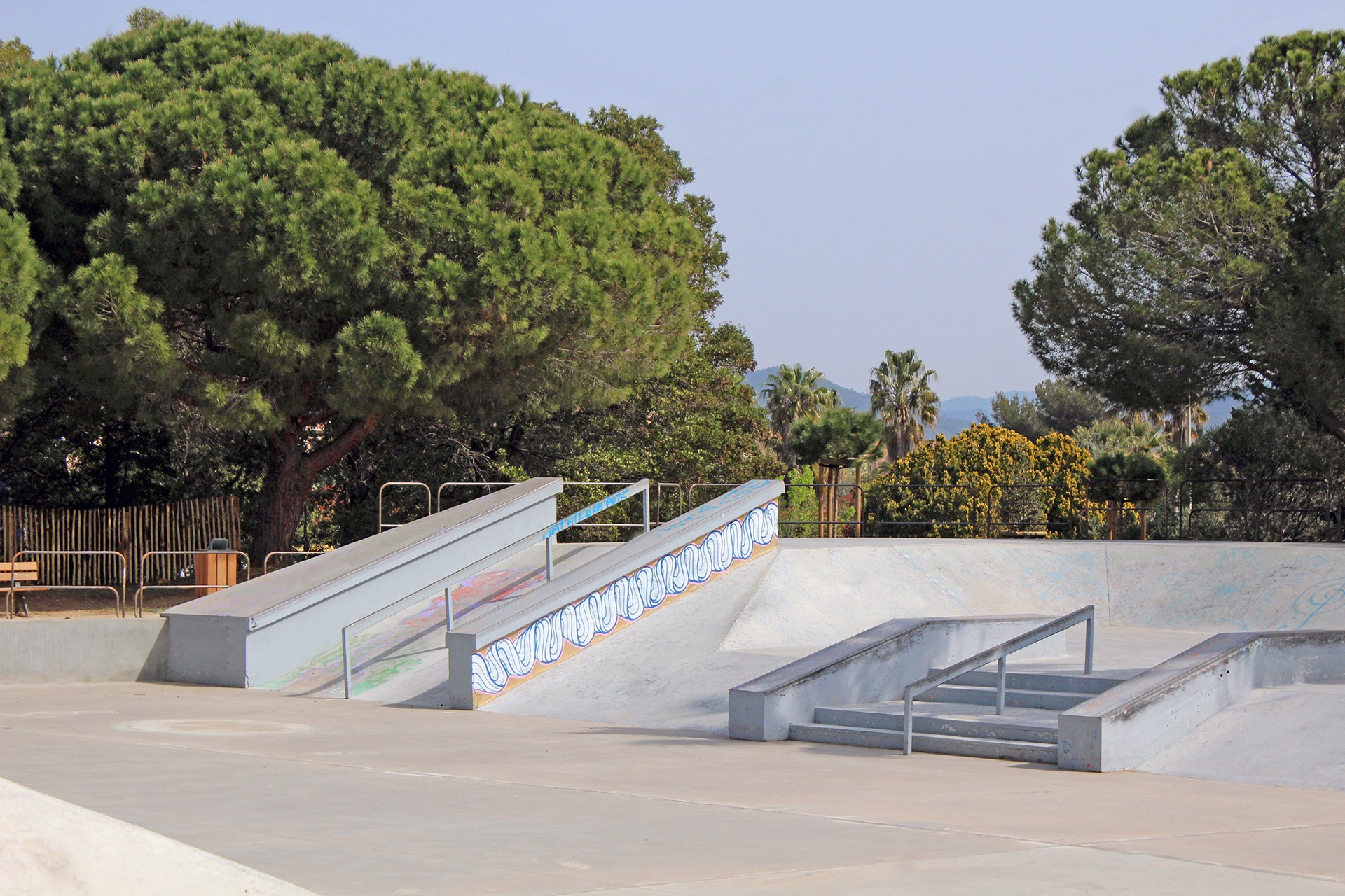 Hyères Skatepark Hyères Skate Spot 4/5