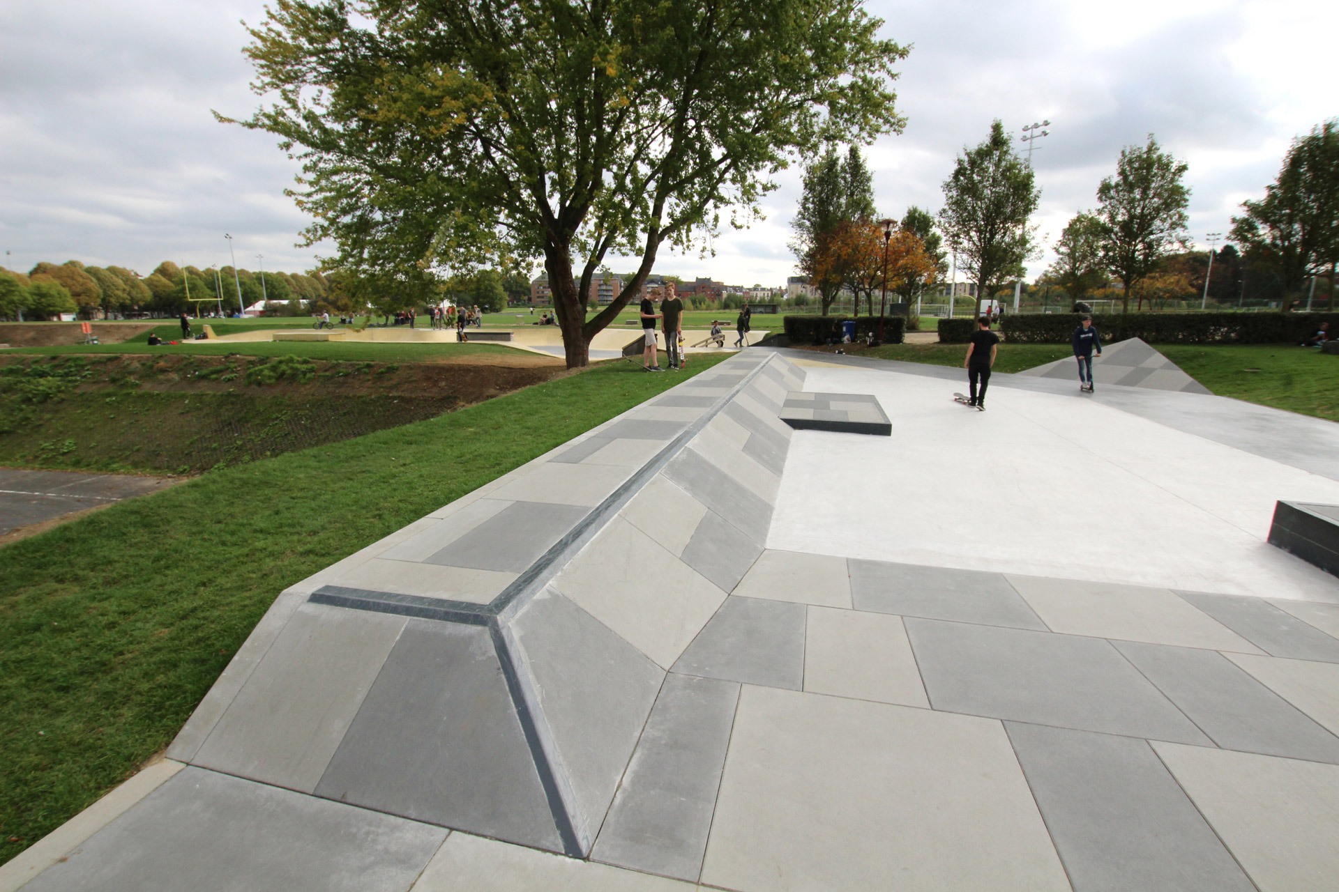 Plaine des Brig Skatepark Tournai Skate Spot 4/5