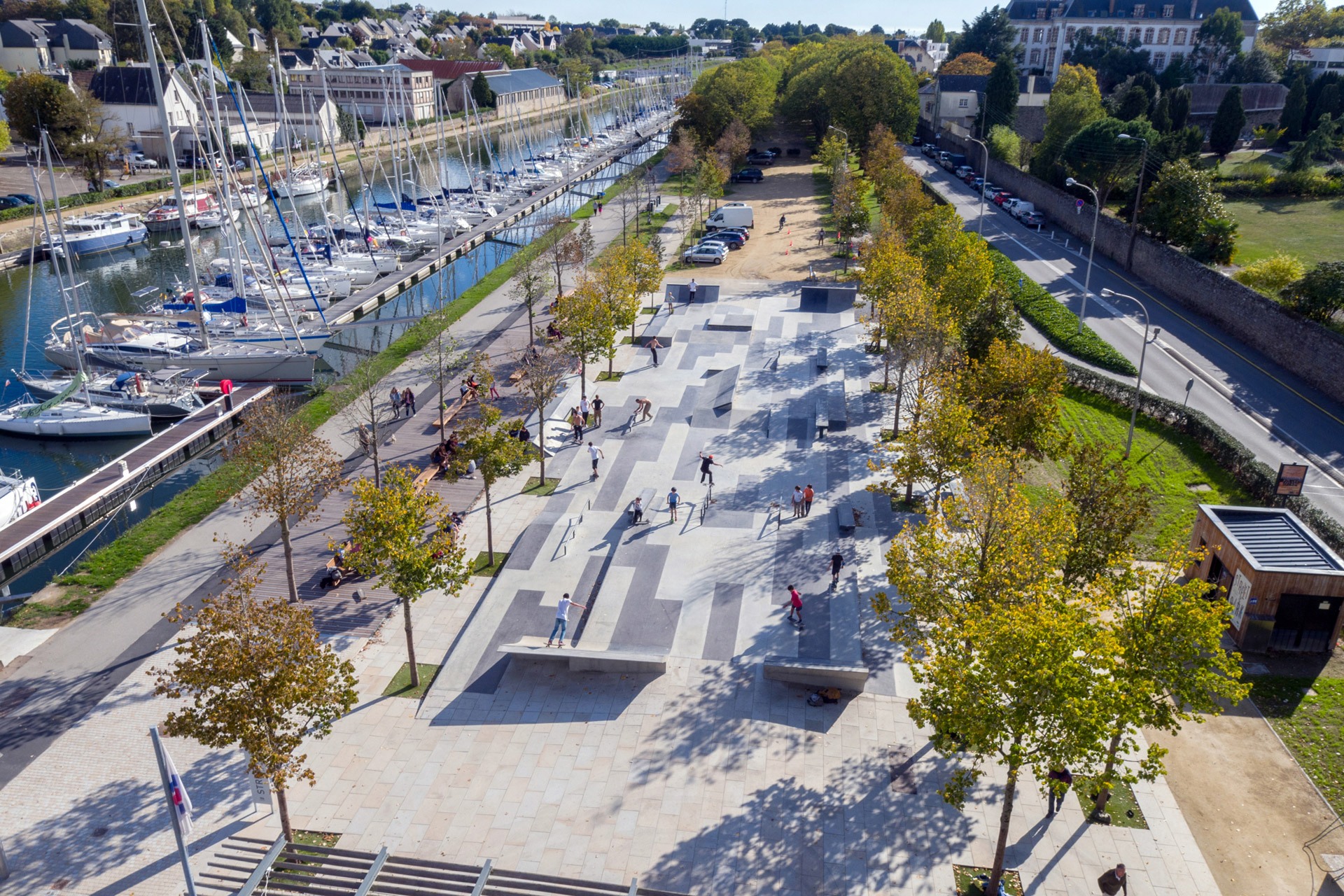 Le Port Spot Street Vannes Skate Spot 4/5