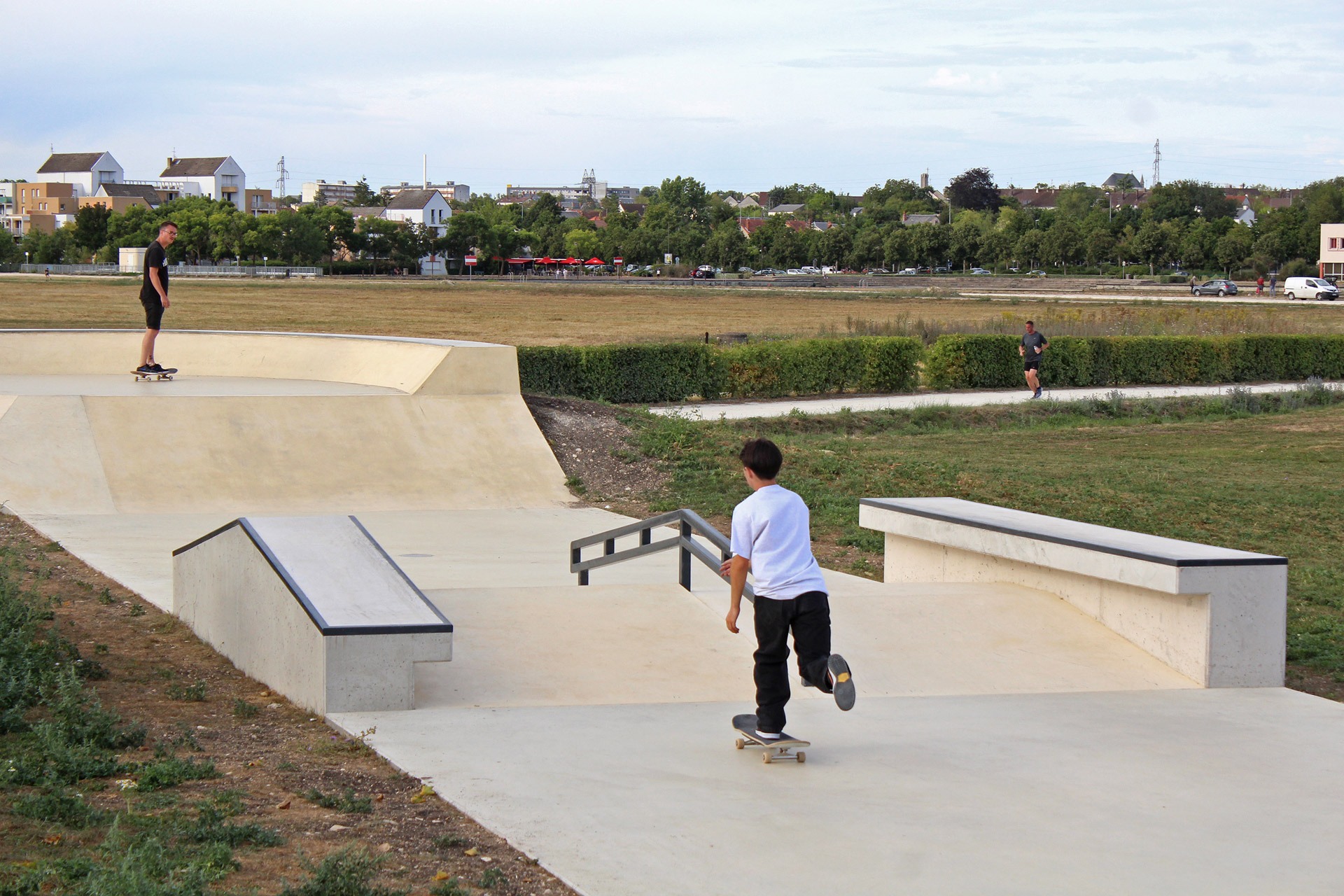 Arthur Noyer Skatepark Bourges Skate Spot 4/5