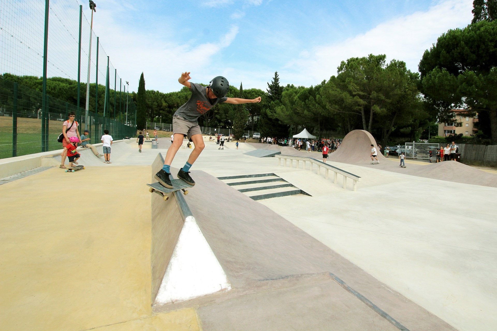 Complexe Sportif Rancel Bowl Uzès Skate Spot 4/5