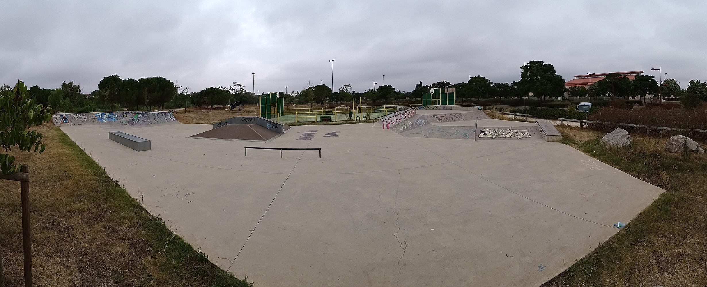 Fabrègues Skatepark Fabrègues Skate Spot 3/5