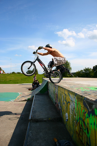 John Lenon Spot Street Limoges Skate Spot 3/5