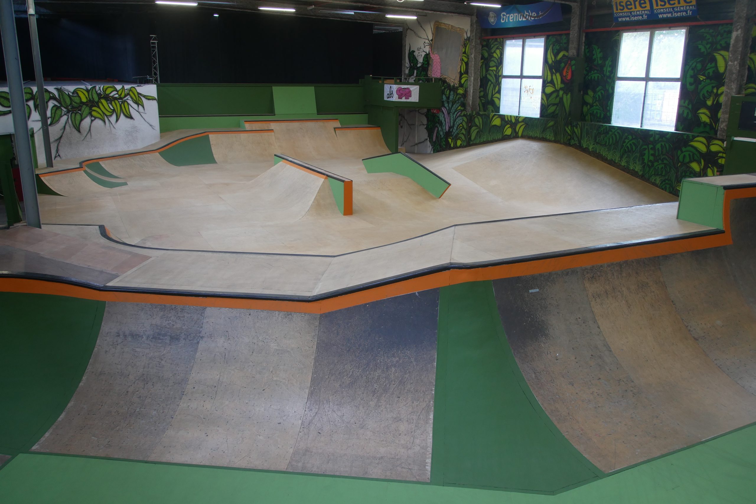La Bifurk Indoor Grenoble Skate Spot 4/5