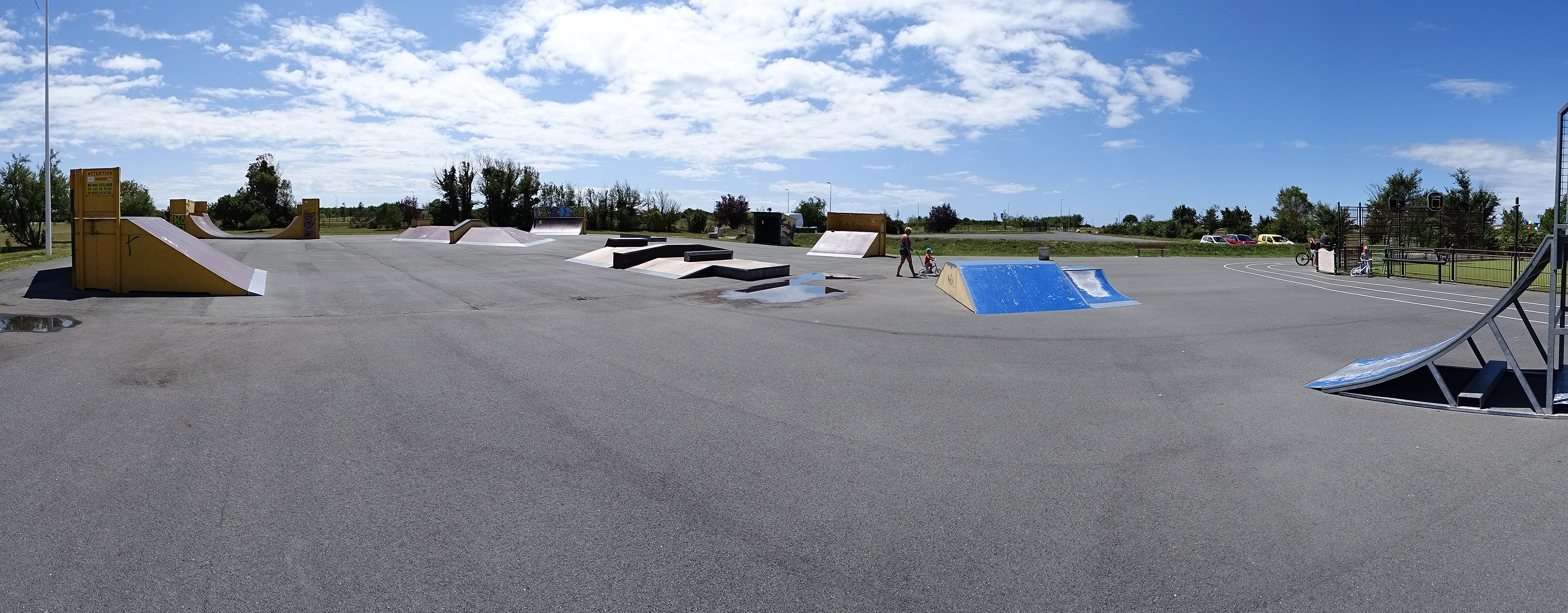 Luna Park Skatepark Saint Georges d' Oléron Skate Spot 3/5