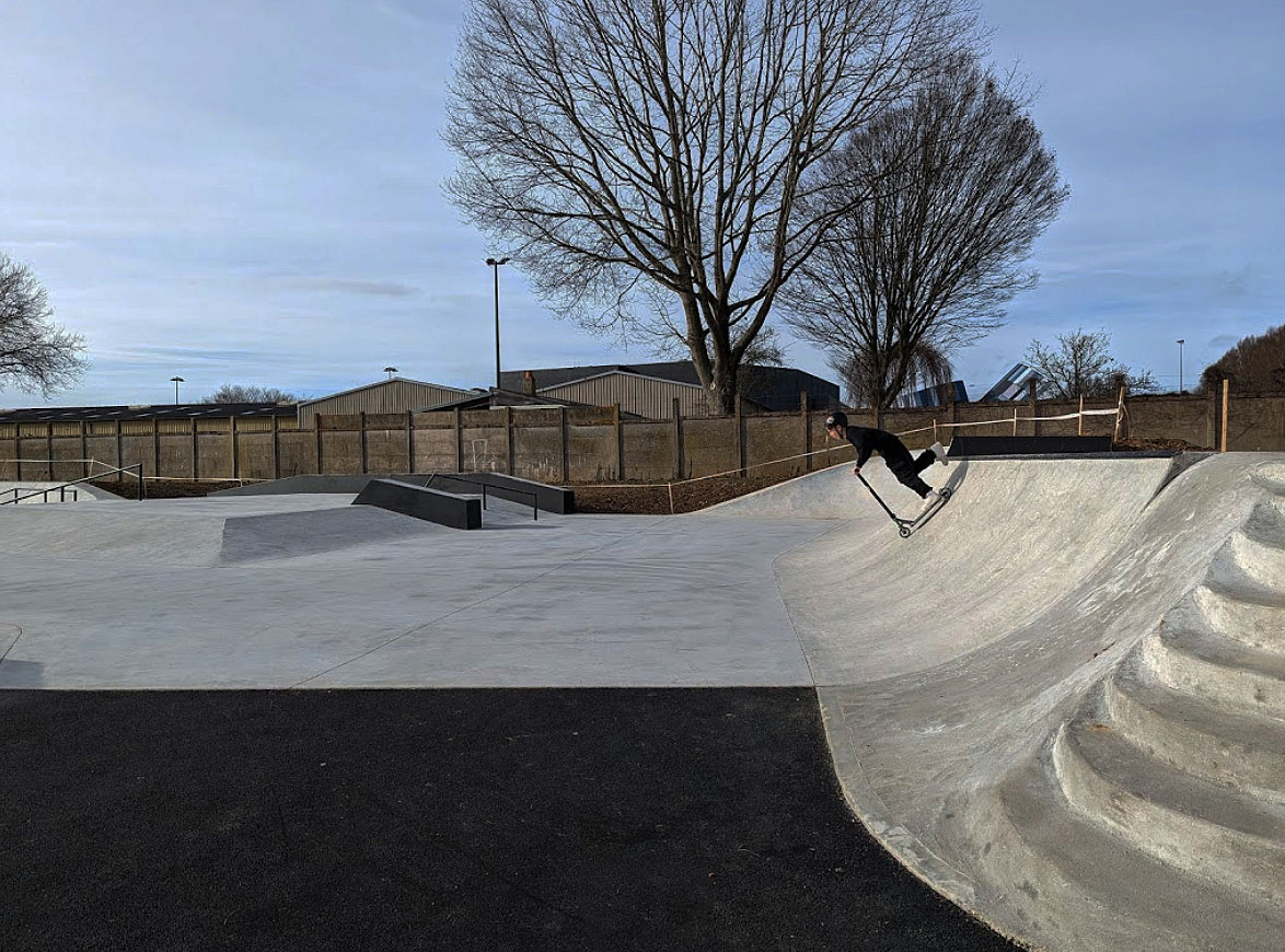 Alençon Skatepark Alençon Skate Spot 4/5
