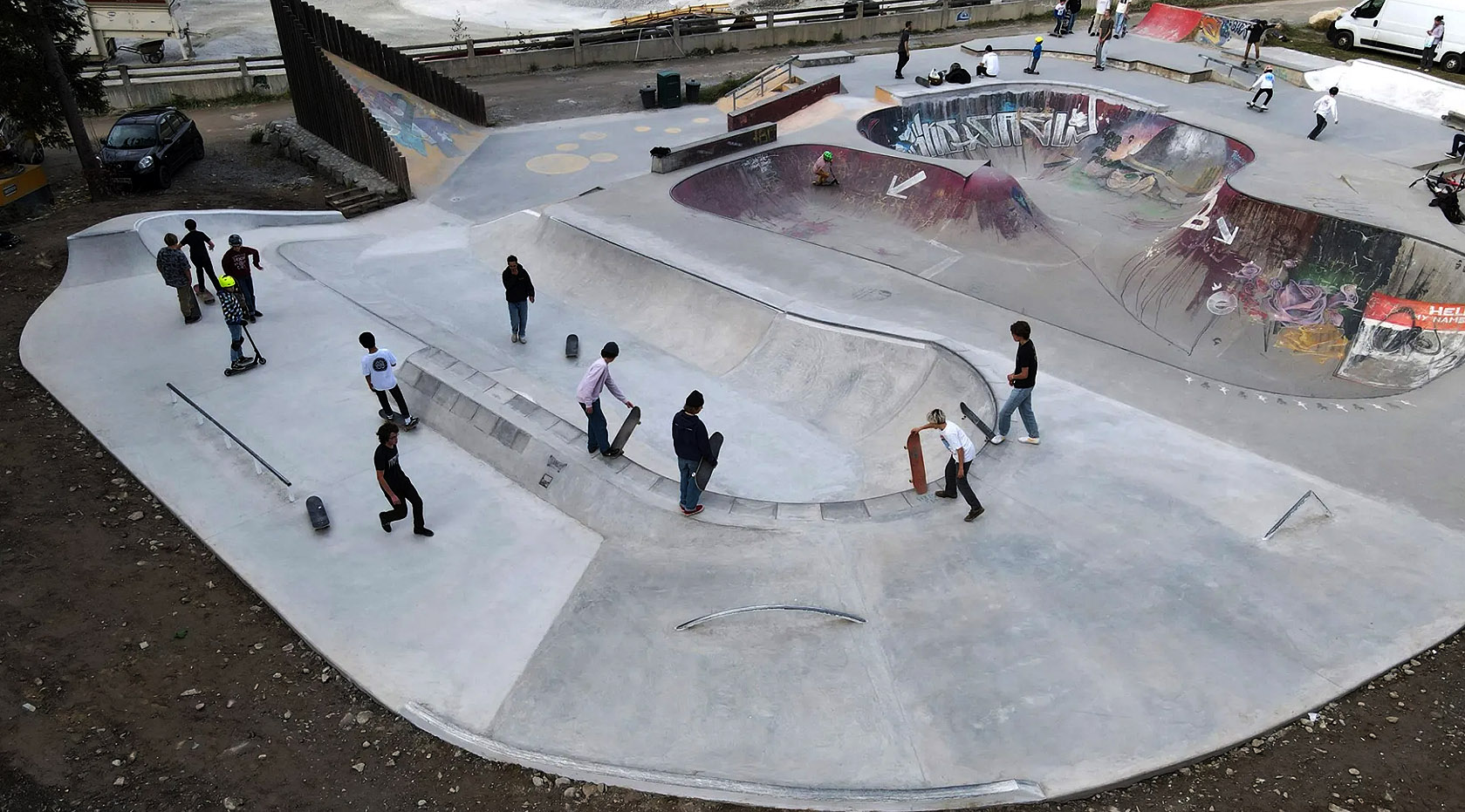 Chamonix Skatepark Chamonix Mont Blanc Skate Spot 4/5