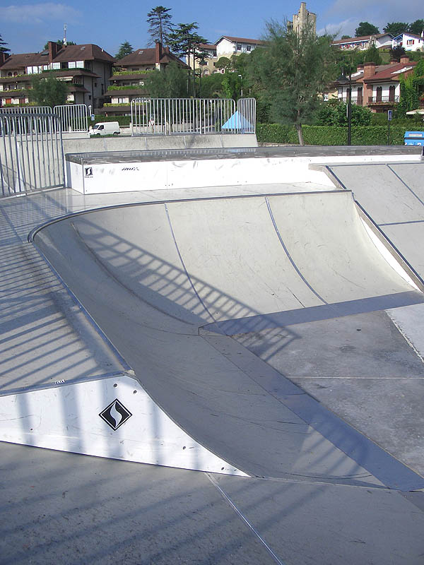 Kirol Kaia Skatepark Hondarribia Skate Spot 4/5