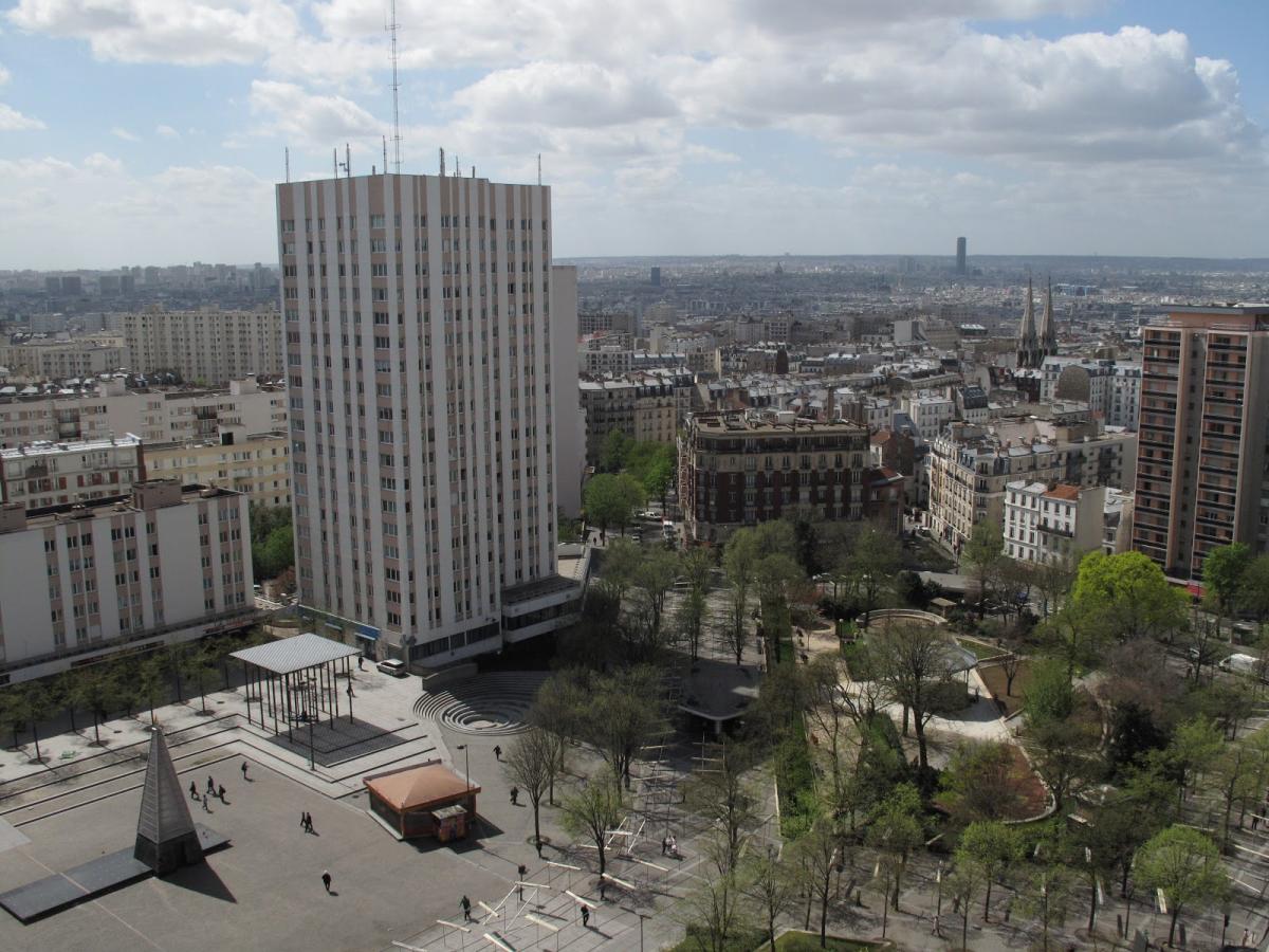 Place des Fêtes Plaza Paris Skate Spot 3/5