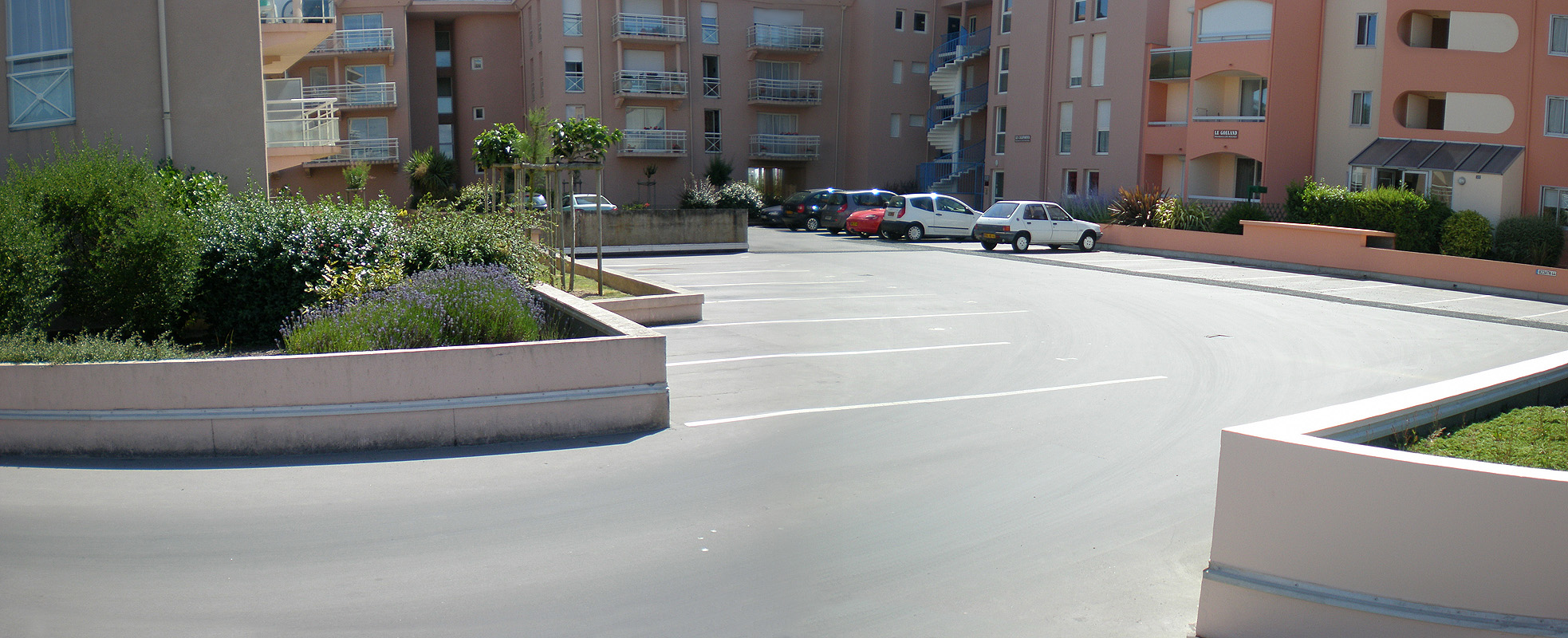 Hôtel de Ville Spot Street Saint Brevin les Pins Skate Spot 2/5
