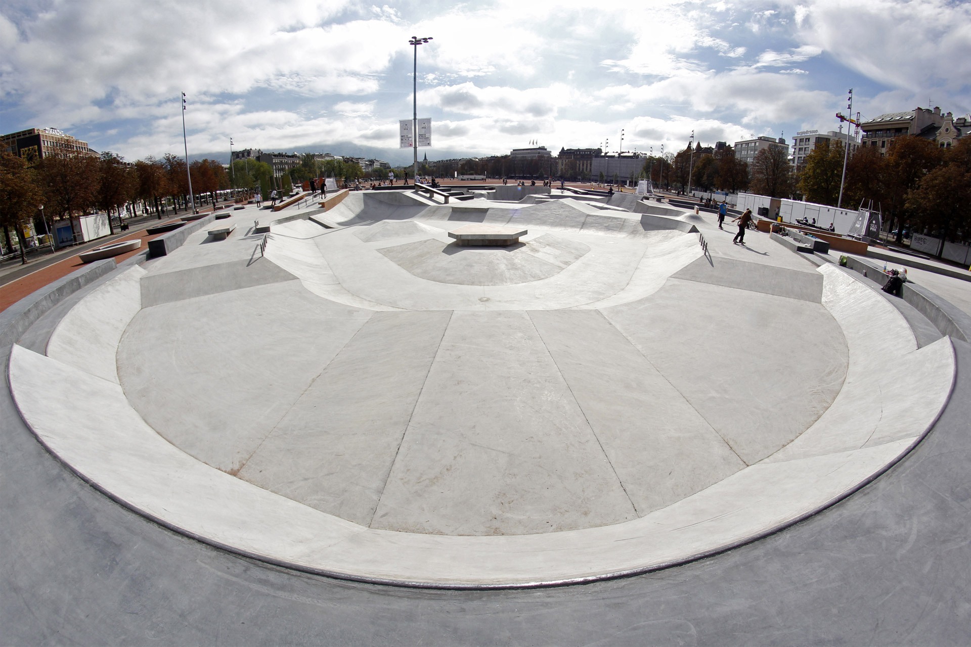 Plainpalais Skatepark Genève Skate Spot 5/5
