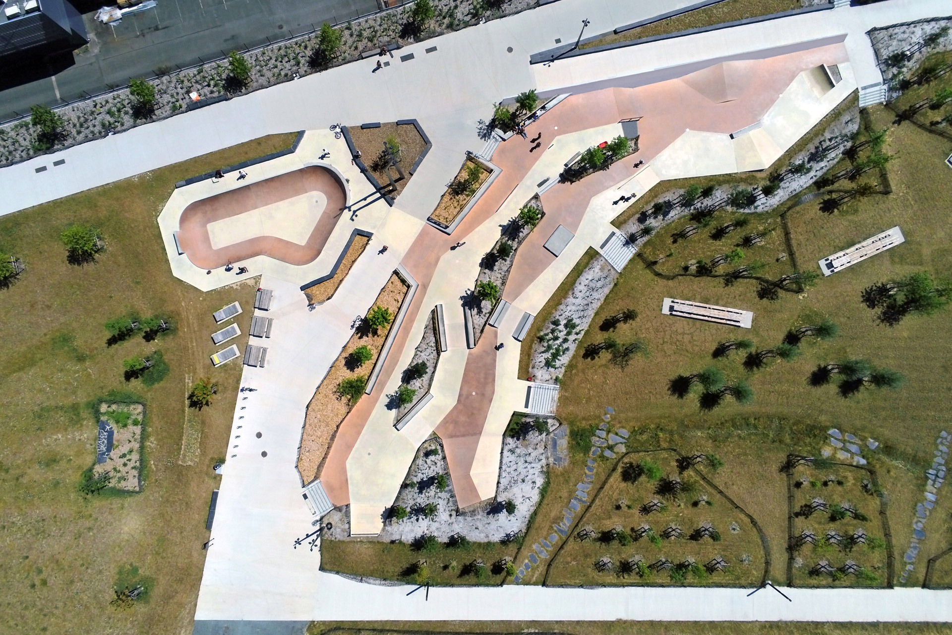 Saint Serge Skatepark Angers Skate Spot 4/5