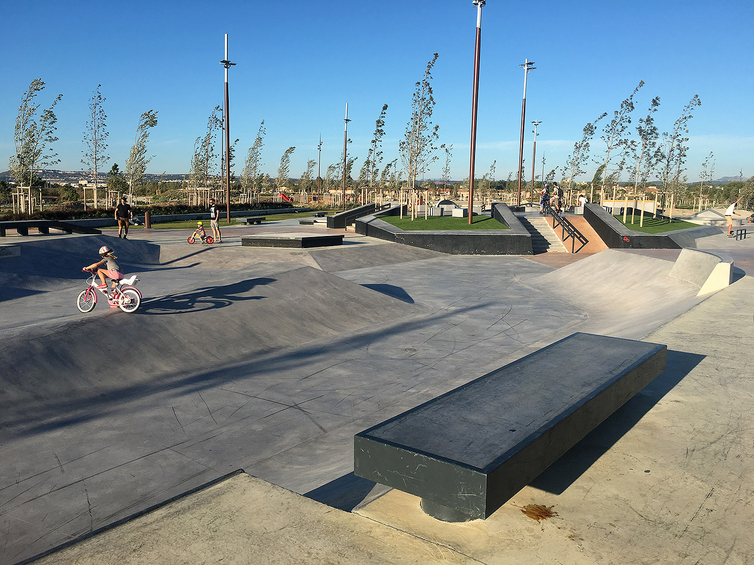 L' Esteou Skatepark Marignane Skate Spot 5/5