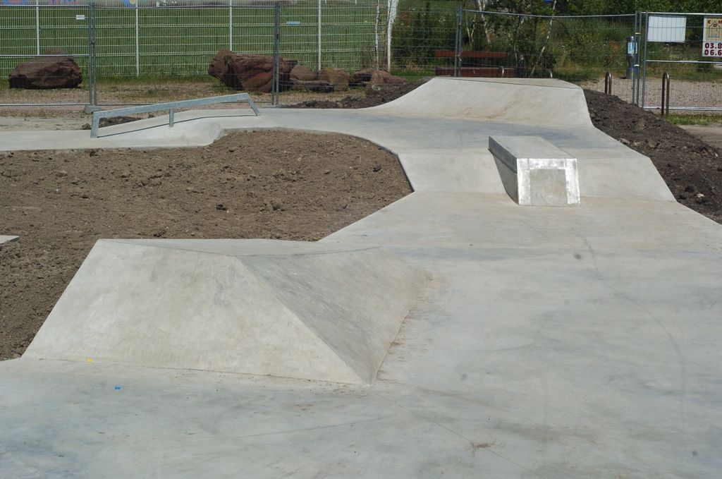 Collège Polie Skatepark Vendenheim Skate Spot 3/5