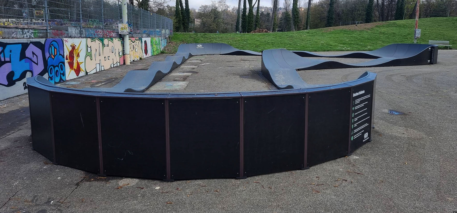 Vidy Bowl Lausanne Skate Spot 4/5