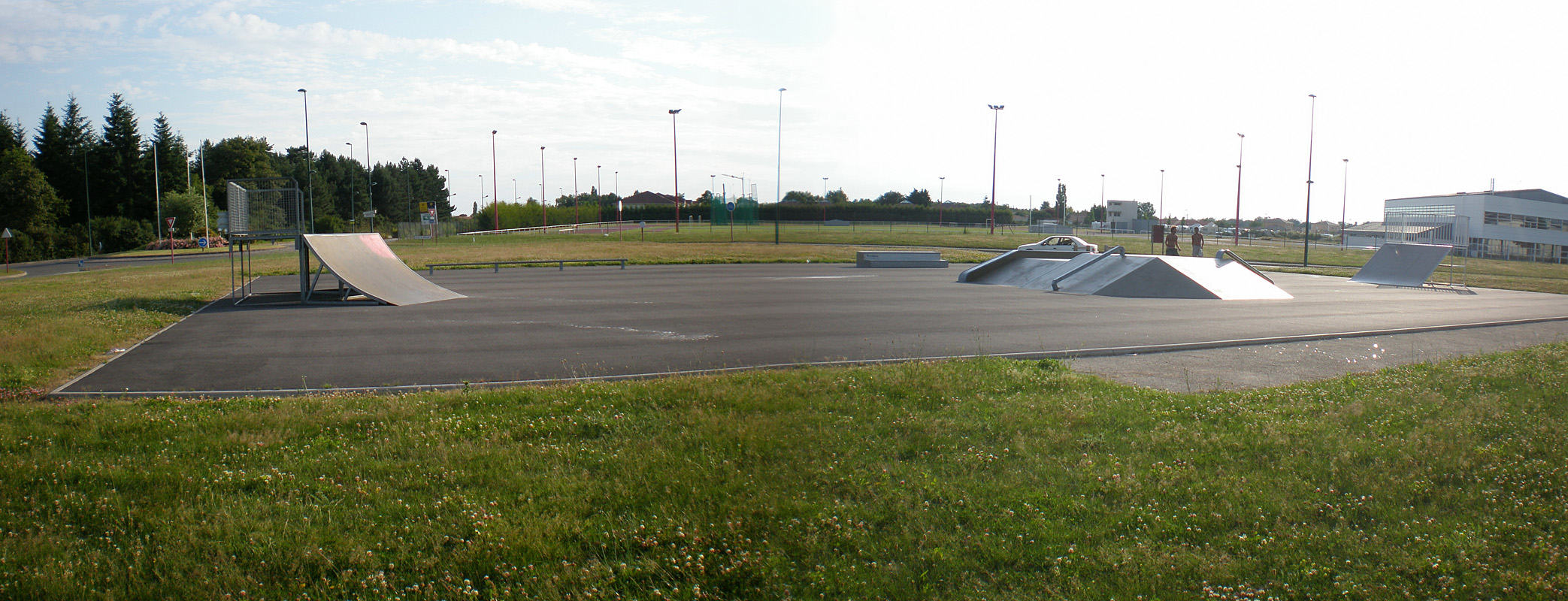 Lycée Alcide Skatepark Bouaye Skate Spot 2/5
