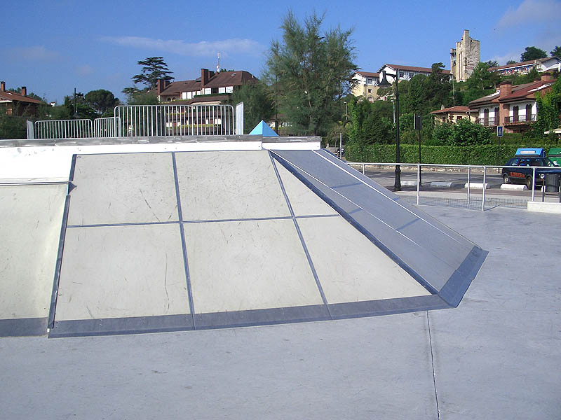 Kirol Kaia Skatepark Hondarribia Skate Spot 4/5