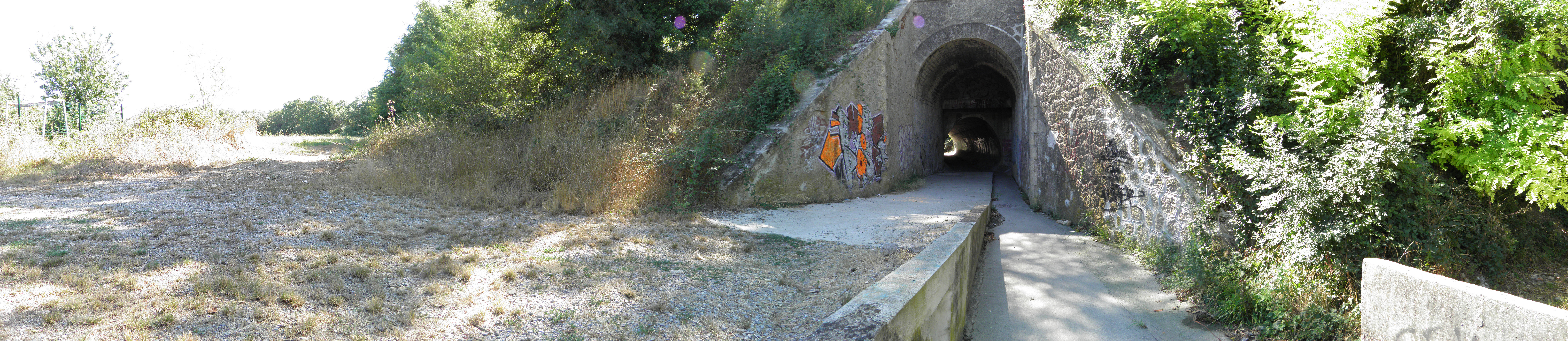 The Tube Do It Yourself Juvignac Skate Spot 4/5