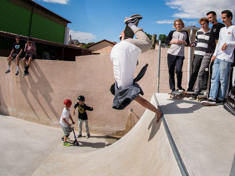 École Peyroulet Skatepark Sauvagnon Skate Spot 4/5