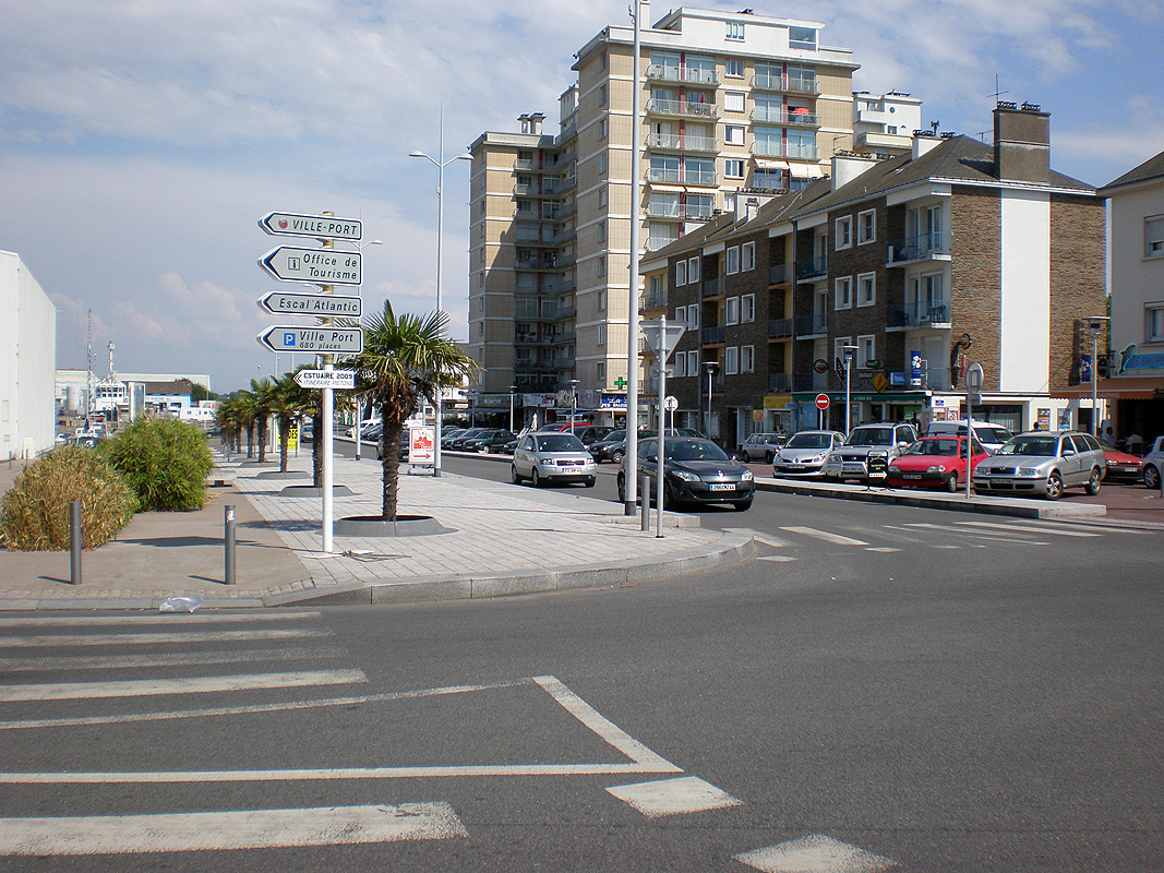 Le Skipper Spot Street Saint Nazaire Skate Spot 4/5