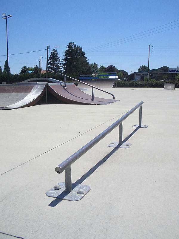 Le Cap Skatepark Saint Sever Skate Spot 3/5