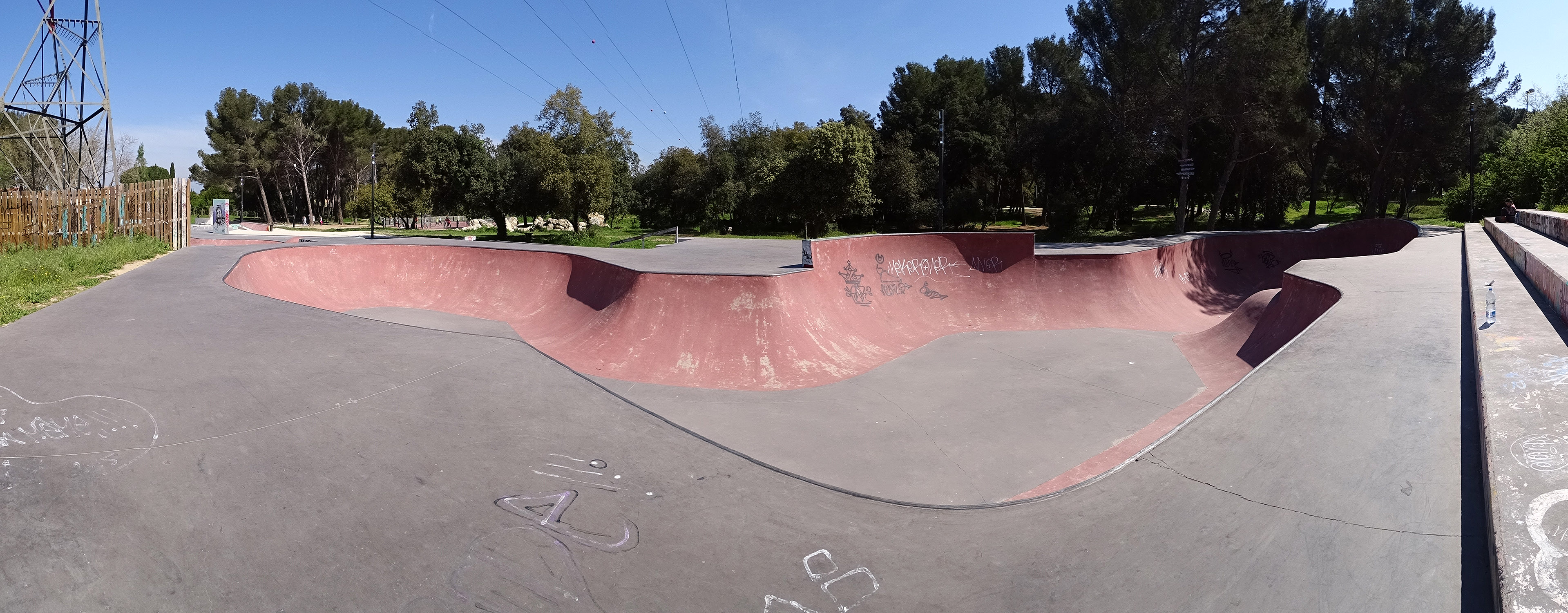 Parc Guelfucci Skatepark Istres Skate Spot 4/5