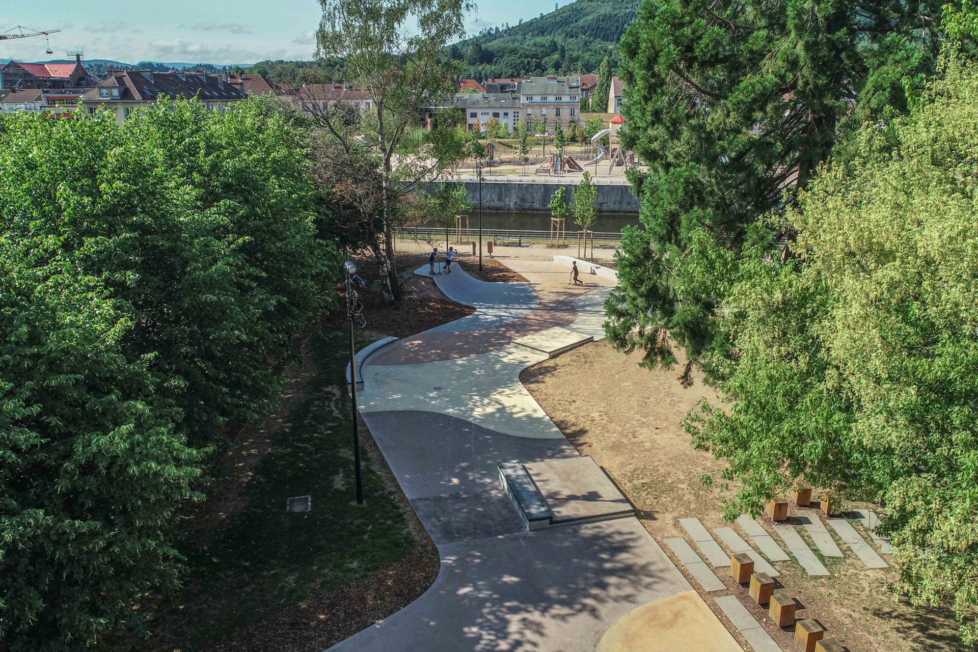 Parc Jean Mansuy Skatepark Saint Dié des Vosges Skate Spot 4/5