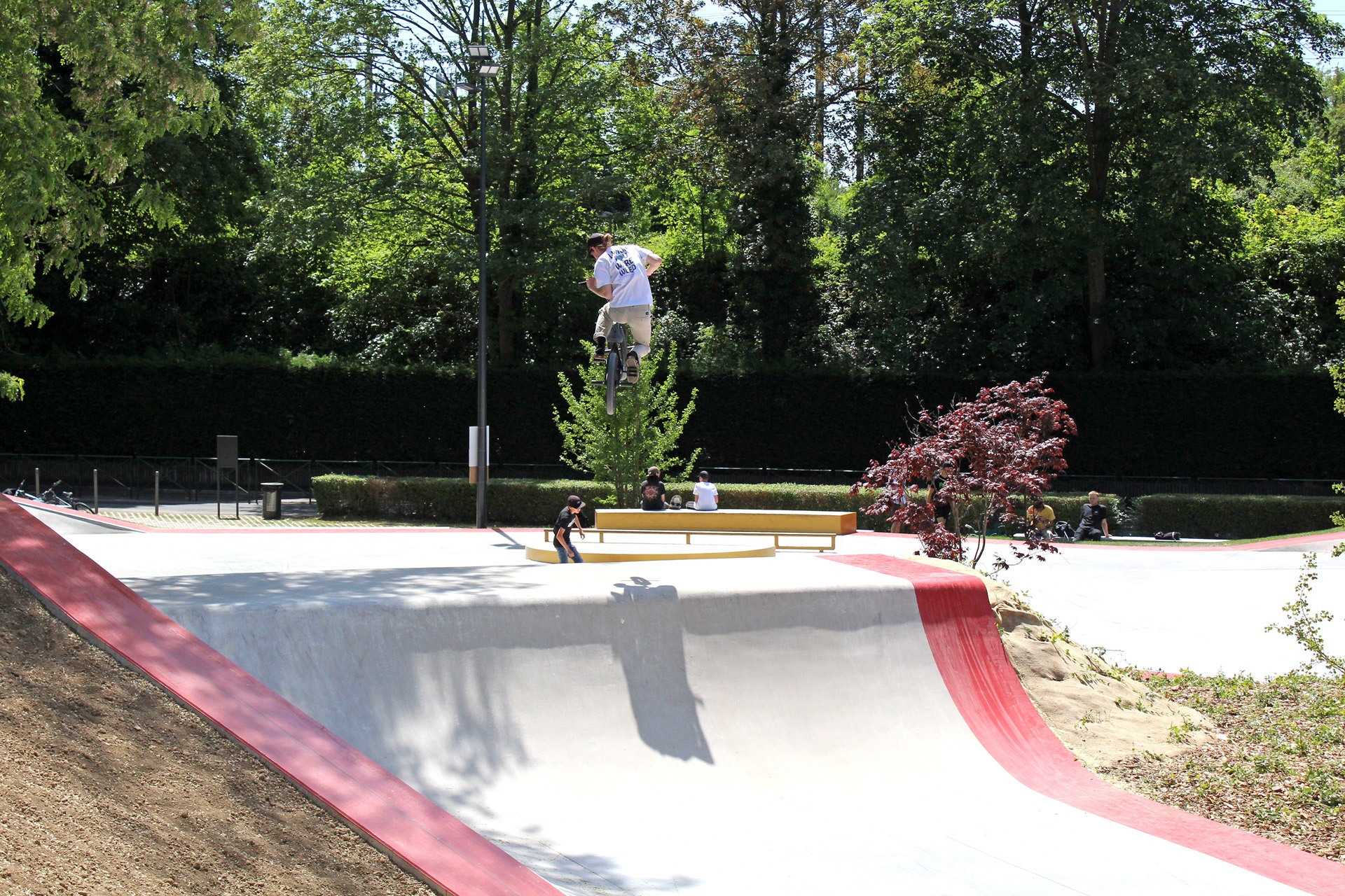 Stade Bollaert Skatepark Lens Skate Spot 4/5